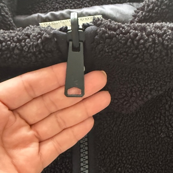 Koolaburra By UGG Teddy Quilted Jacket Size Medium Black - Picture 6 of 10